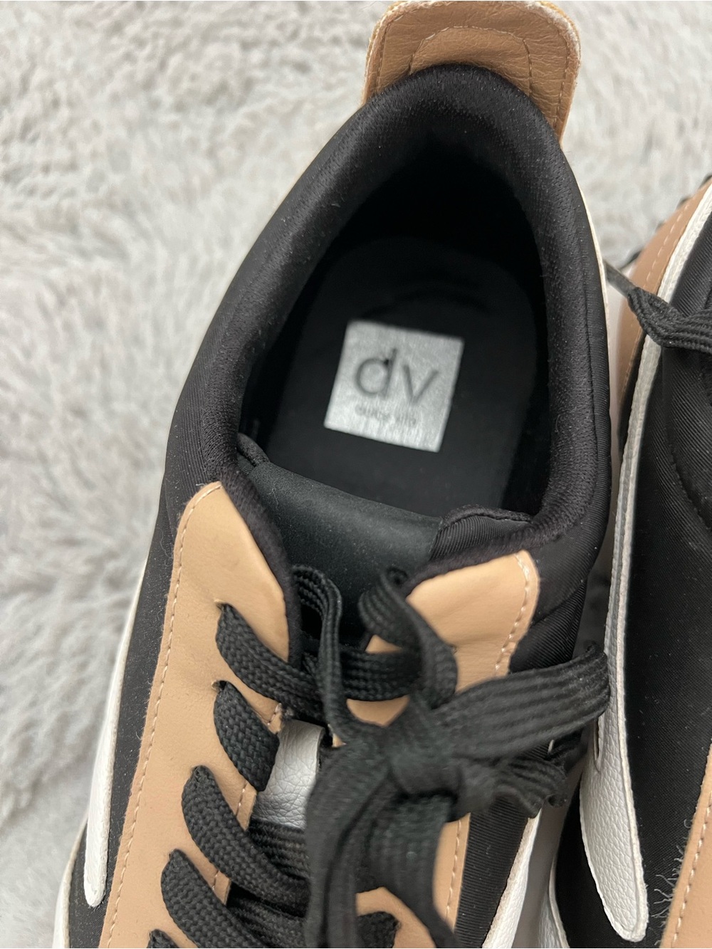 DV by Dolce Vita women’s Black and Tan Lace-Up Sneakers